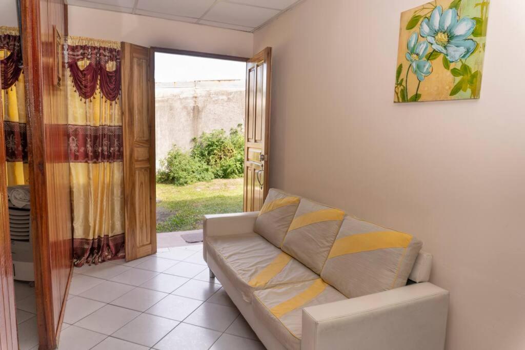 Apartamento Daly 3 Guapiles Exterior photo